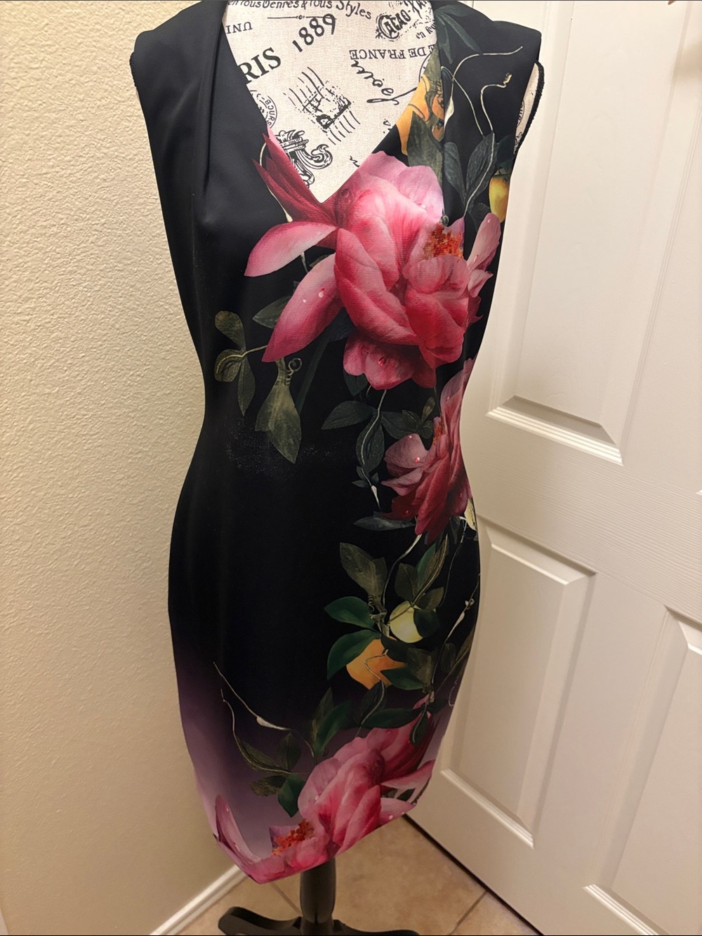 Floral V-Neck Black & Pink Sheath Dress